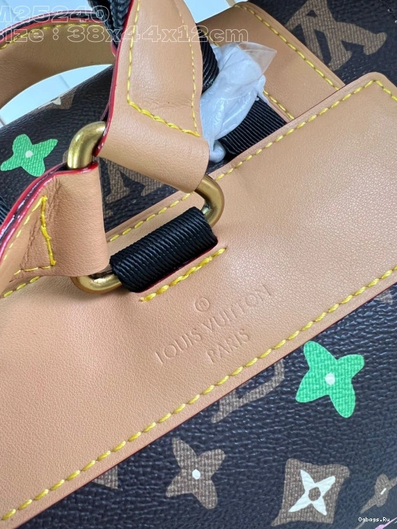 Vuitton MM-38*44*12.5CM Backpack Louis Christopher 0117